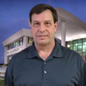 Staff member GUY HENDERSON from ID_e8d127f2ffae