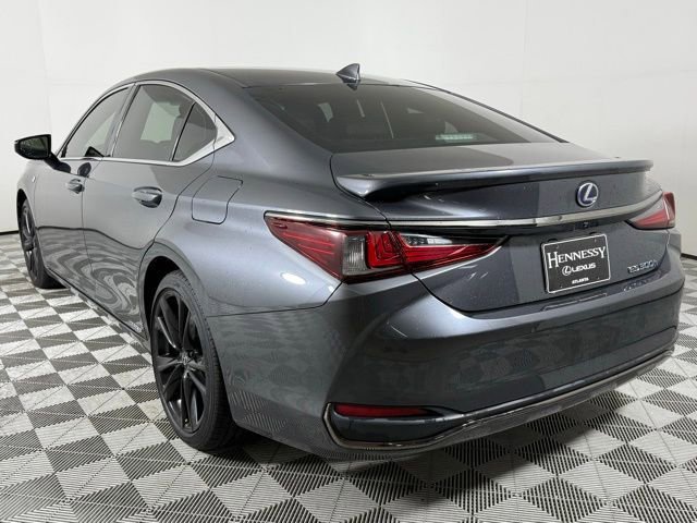 2022 Lexus ES 300h F SPORT photo 3