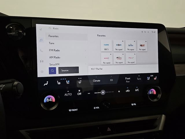 2025 Lexus RX 350 - Photo 19