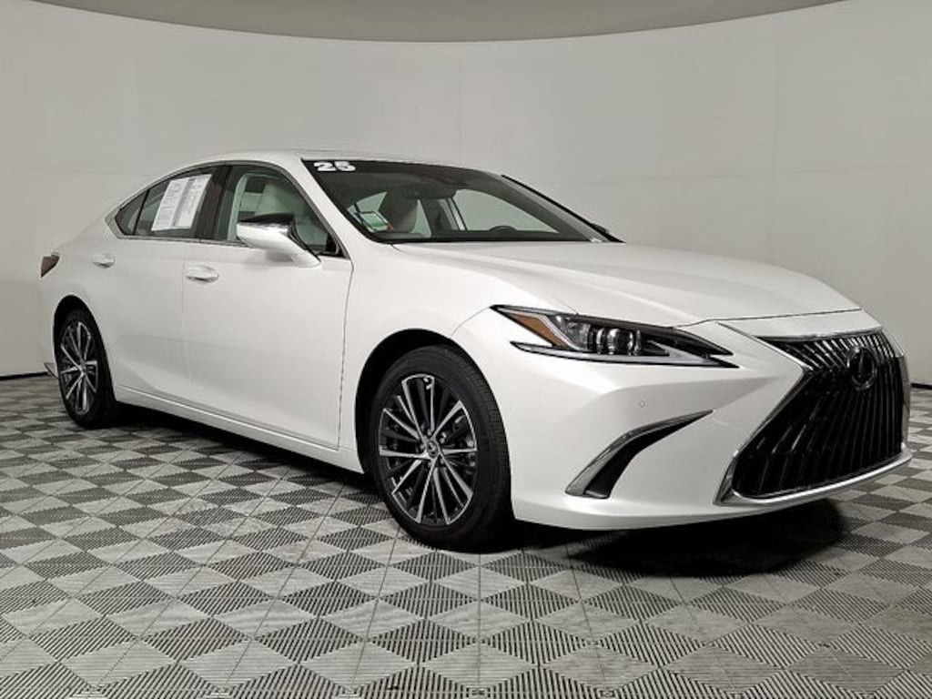 Used 2025 Lexus ES 350 Base Sedan