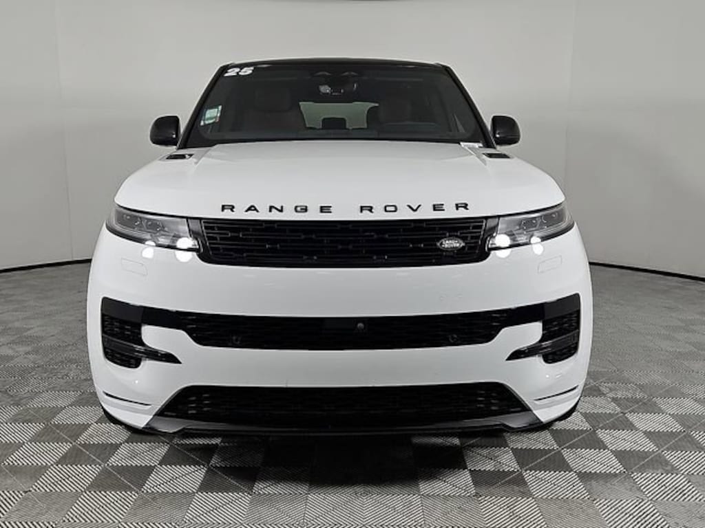 Used 2025 Land Rover Range Rover Sport P530 Dynamic SE SUV