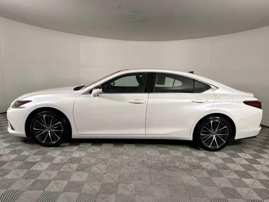 Used 2025 Lexus ES 350 Base Sedan