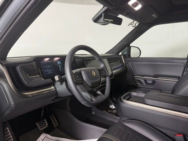 2024 Rivian R1S Adventure photo 4
