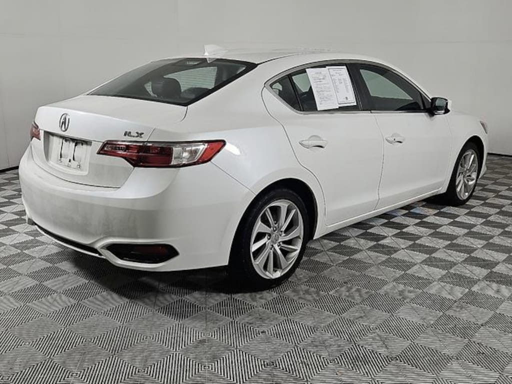 Used 2018 Acura ILX Sedan
