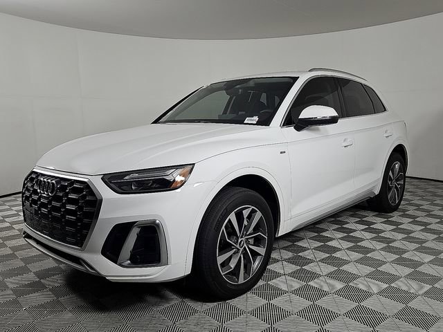 2022 Audi Q5 45 S line Premium photo 2