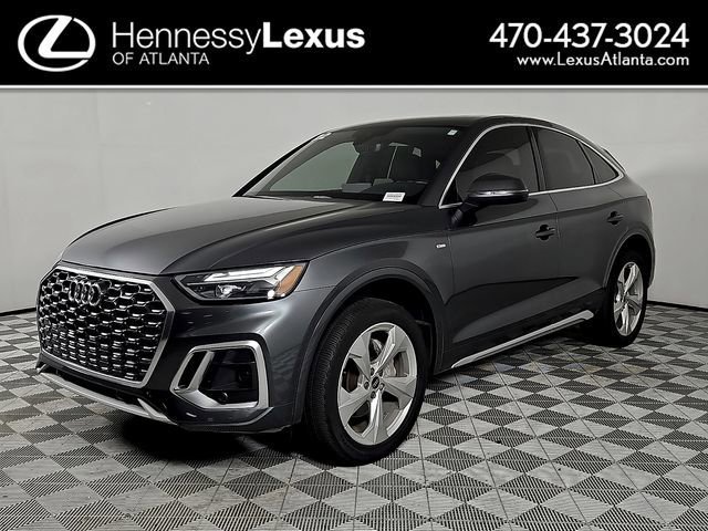 2022 Audi Q5 Sportback 45 Premium's photo