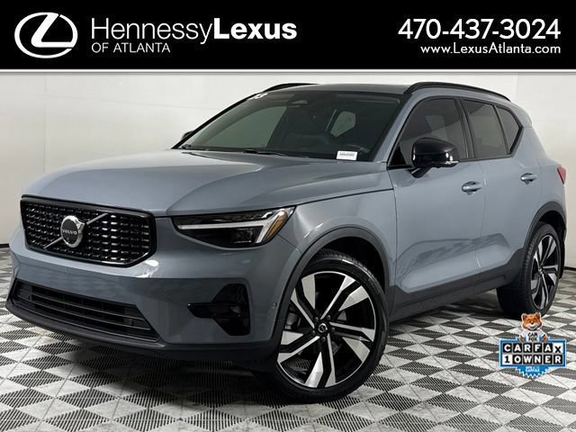 2023 Volvo XC40