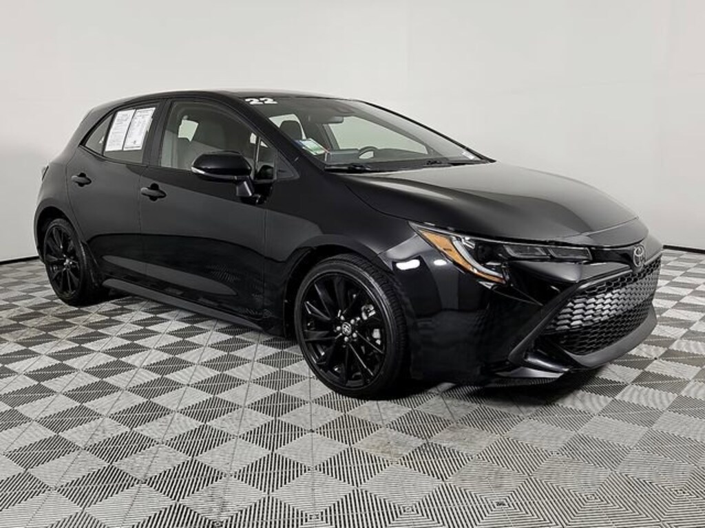 Used 2022 Toyota Corolla Hatchback SE Hatchback
