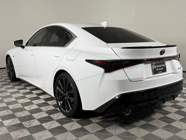 2022 Lexus IS 350 F SPORT photo 3