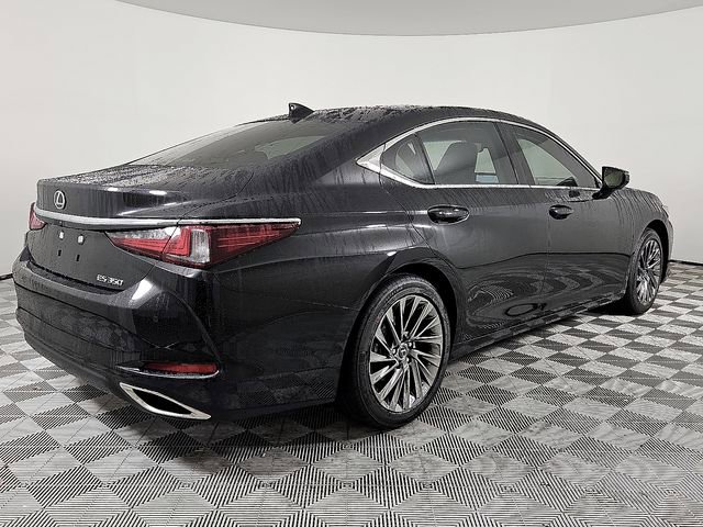 2025 Lexus ES 350 Ultra Luxury photo 4