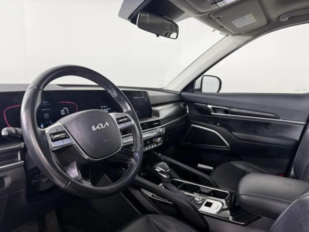 Used 2024 Kia Telluride S SUV