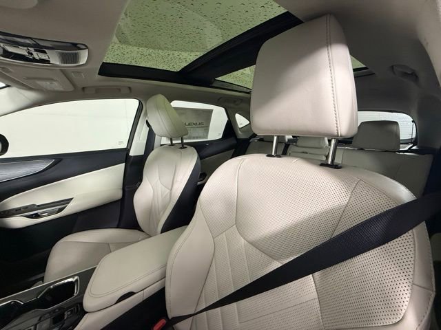 2026 Lexus NX 350 Luxury photo 4