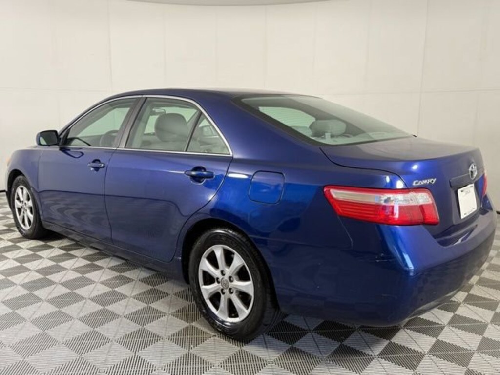 Used 2007 Toyota Camry LE Sedan