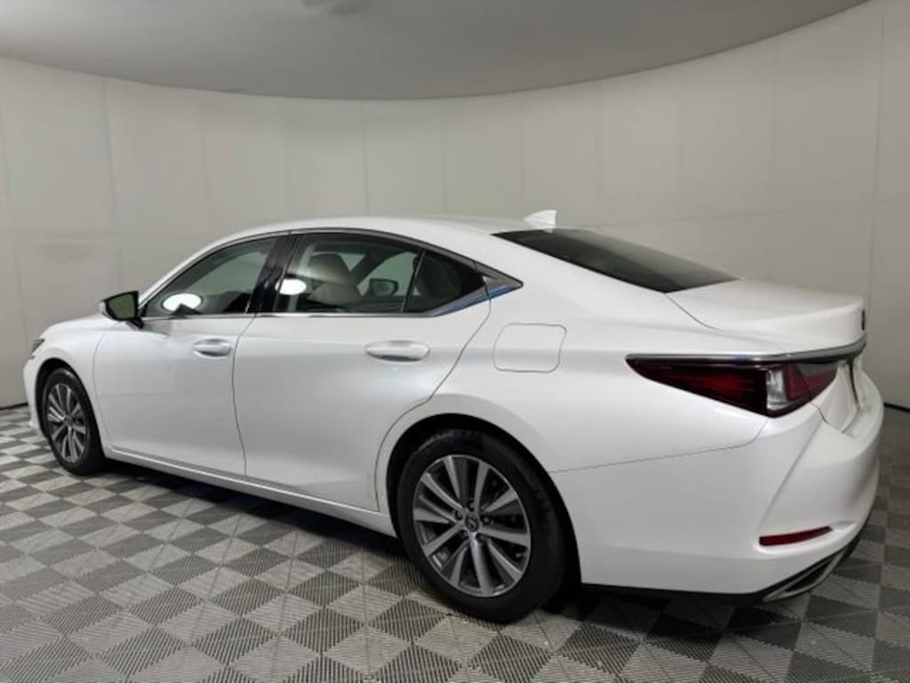 Used 2020 Lexus ES 350 Sedan