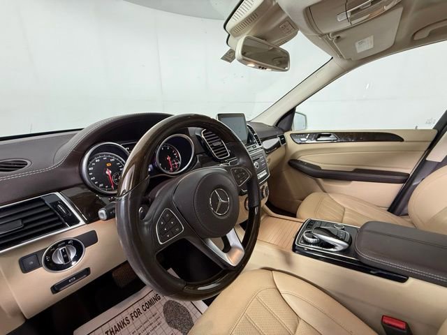 2017 Mercedes Benz GLS 450 4MATIC photo 3