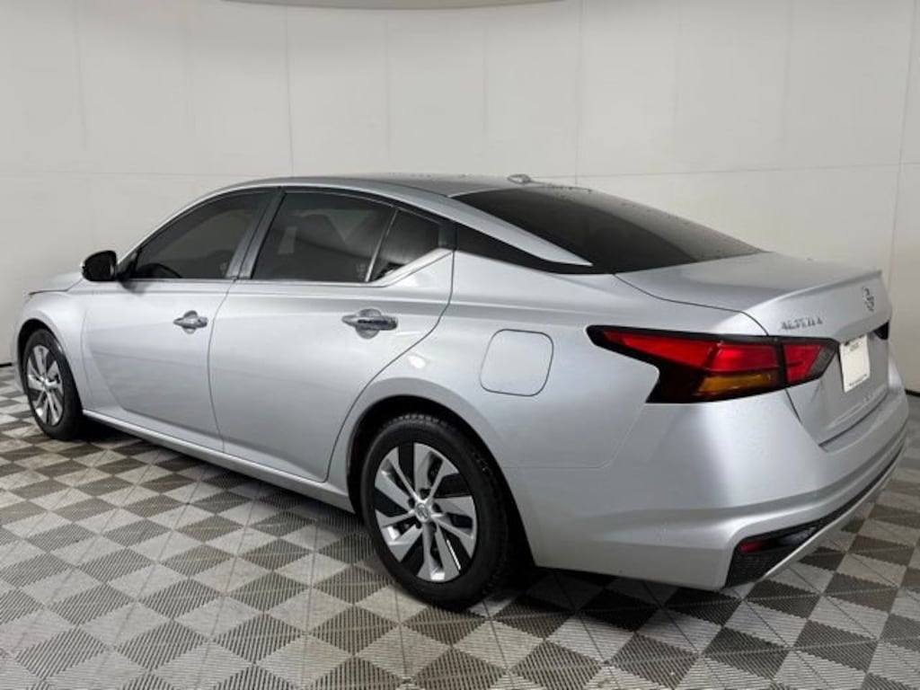 Used 2020 Nissan Altima 2.5 S Sedan