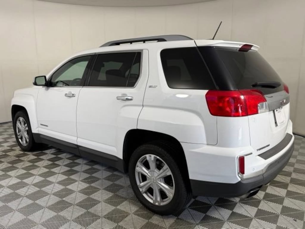 Used 2016 GMC Terrain SLT SUV