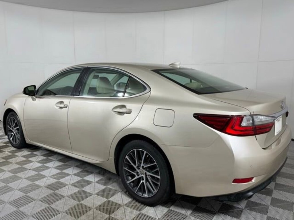 Used 2017 Lexus ES 350 Sedan