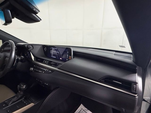 2021 Lexus ES 350 - Photo 35