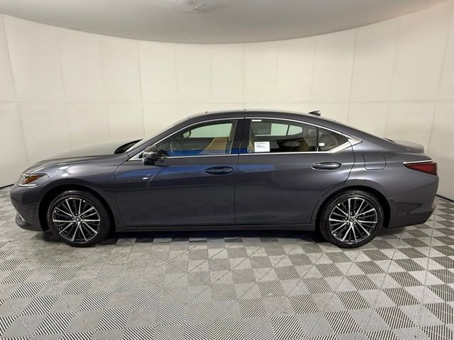 2025 Lexus ES 350 photo 2