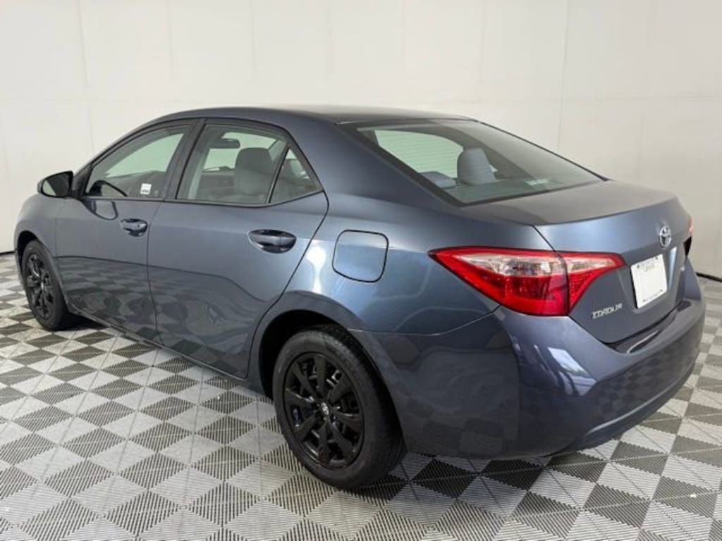 Used 2017 Toyota Corolla LE Sedan