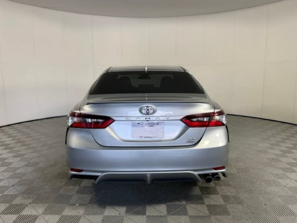 Used 2021 Toyota Camry SE Sedan