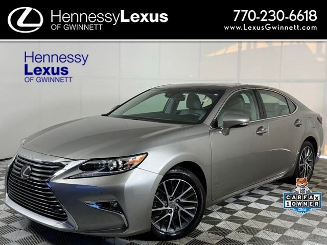 2018 Lexus ES Base's photo