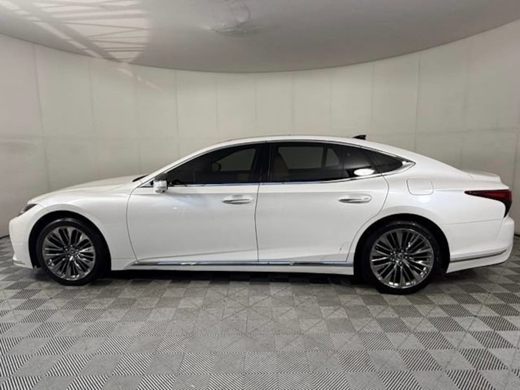 Certified 2022 Lexus LS 500 Sedan