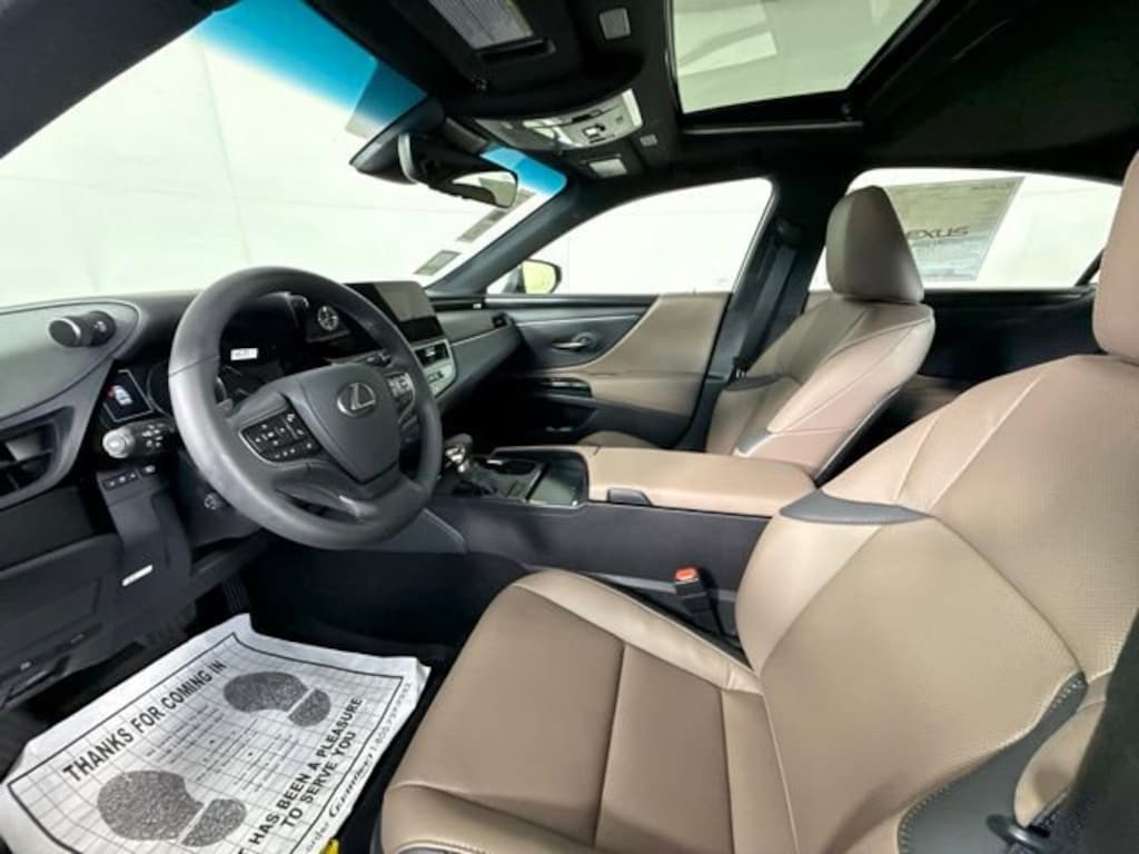 New 2025 Lexus ES 350 SEDAN