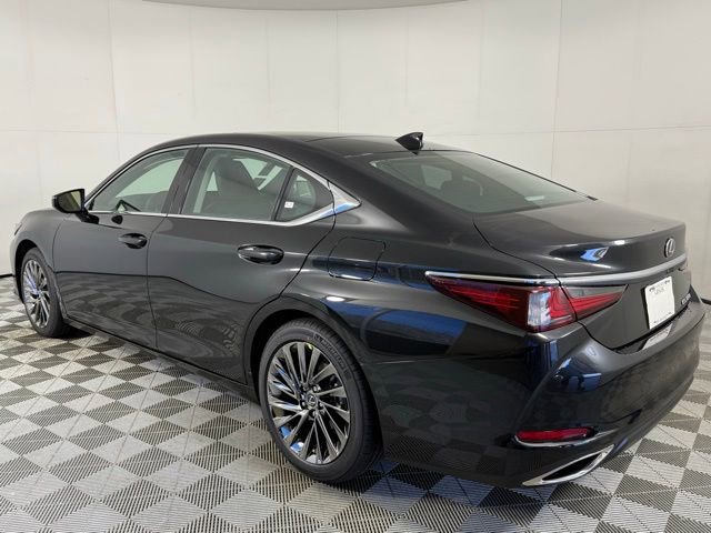 2025 Lexus ES 350 Ultra Luxury photo 2