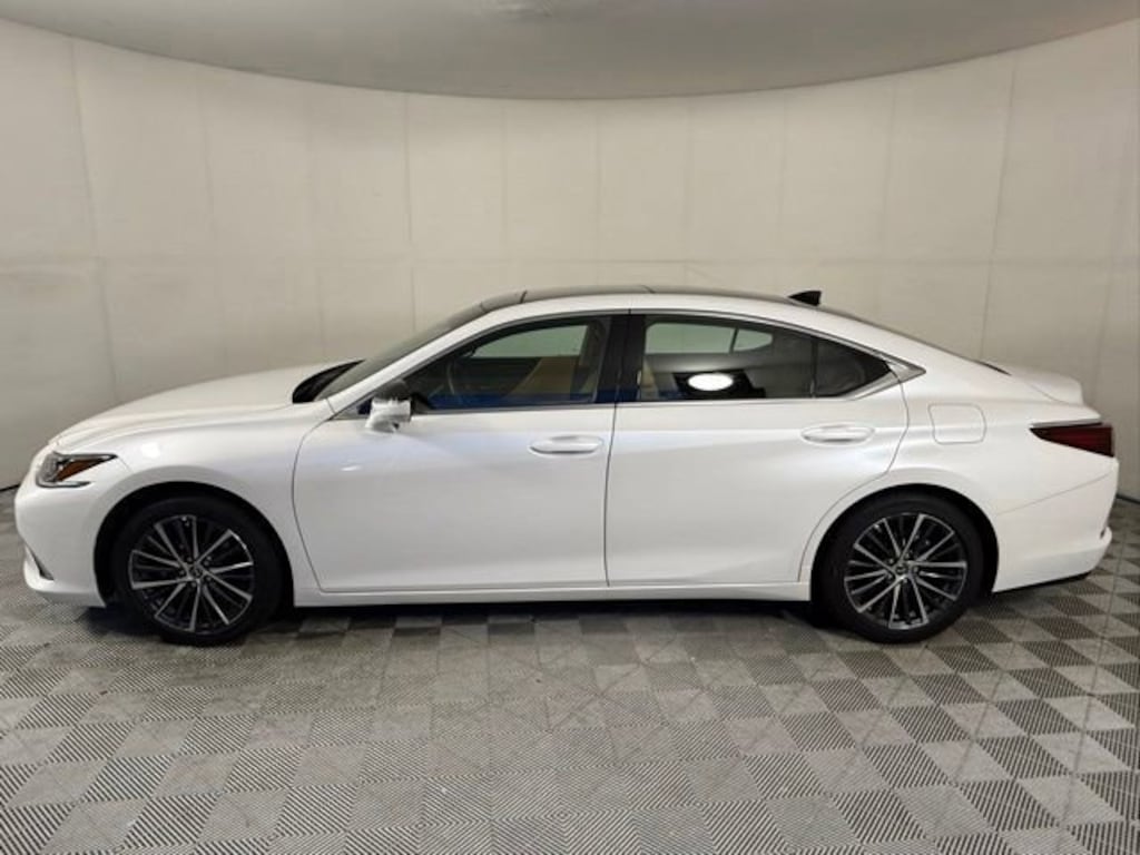 Used 2025 Lexus ES 350 Base Sedan