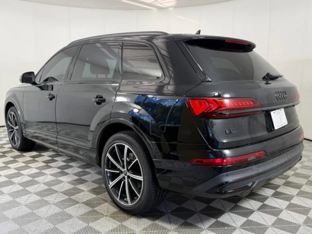 Used 2023 Audi Q7 55 Premium SUV