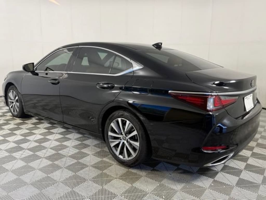 Used 2020 Lexus ES 350 Sedan