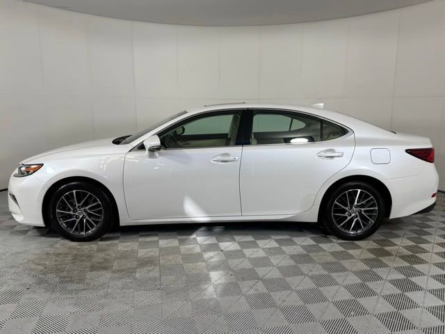 2018 Lexus ES 350 photo 2