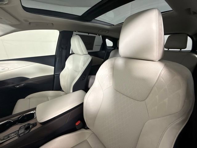 2026 Lexus RX 450h Luxury AWD photo 4