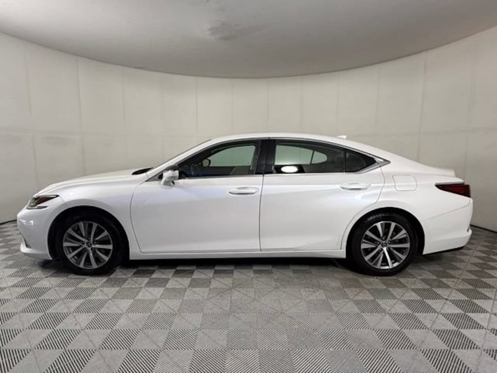 Used 2020 Lexus ES 350 Sedan