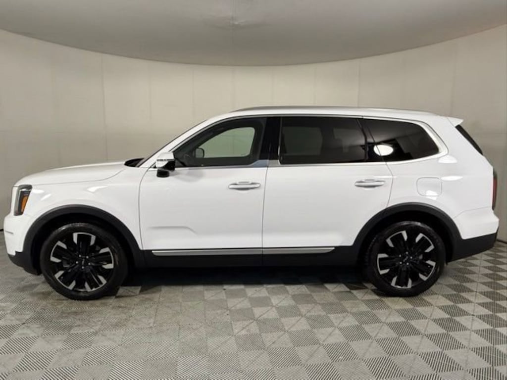 Used 2023 Kia Telluride SX SUV