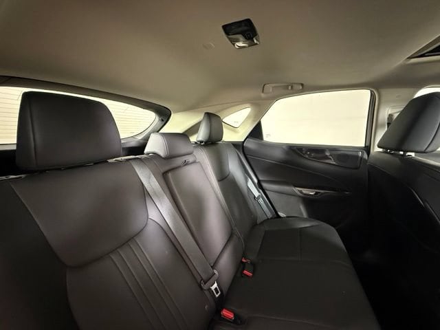 2025 Lexus NX 350 - Photo 33