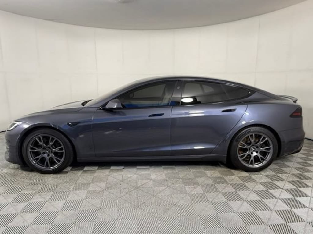 Used 2022 Tesla Model S Base Hatchback
