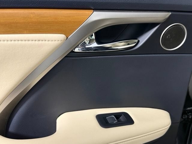 2021 Lexus RX 350 - Photo 24