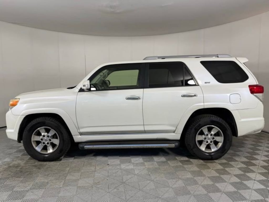 Used 2013 Toyota 4Runner SR5 SUV