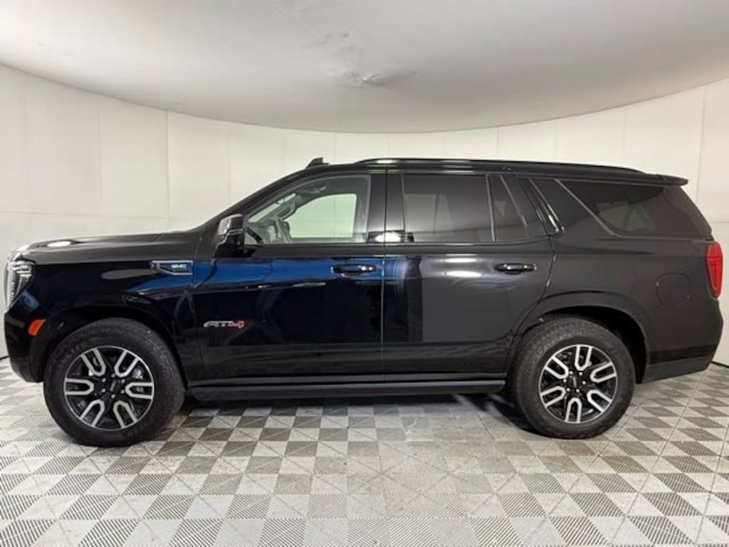 Used 2024 GMC Yukon AT4 SUV