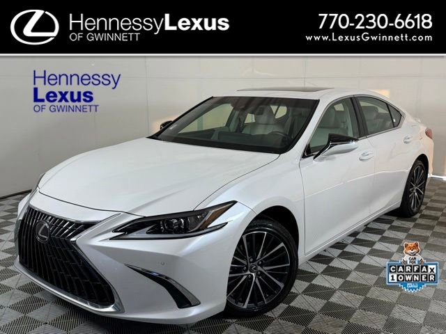 2025 Lexus ES Base's photo