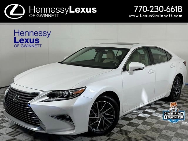 2018 Lexus ES 350's photo