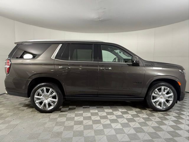 2021 Chevrolet Tahoe High Country photo 3