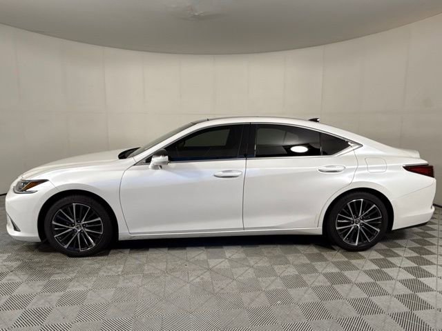 2023 Lexus ES 350 photo 2