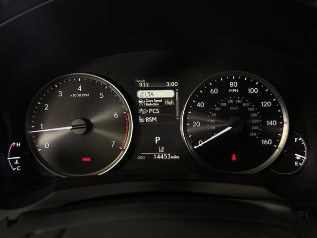 2025 Lexus IS 300 - Photo 25