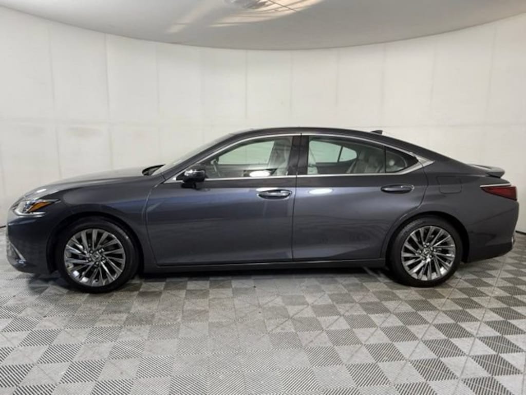 Certified 2025 Lexus ES 300h Luxury Sedan