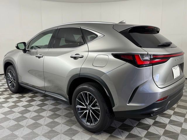 2025 Lexus NX 250 Premium photo 3