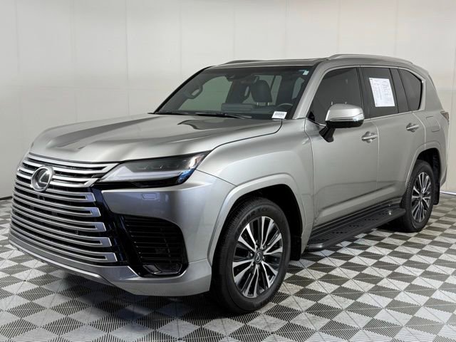 2024 Lexus LX 600 Premium photo 2